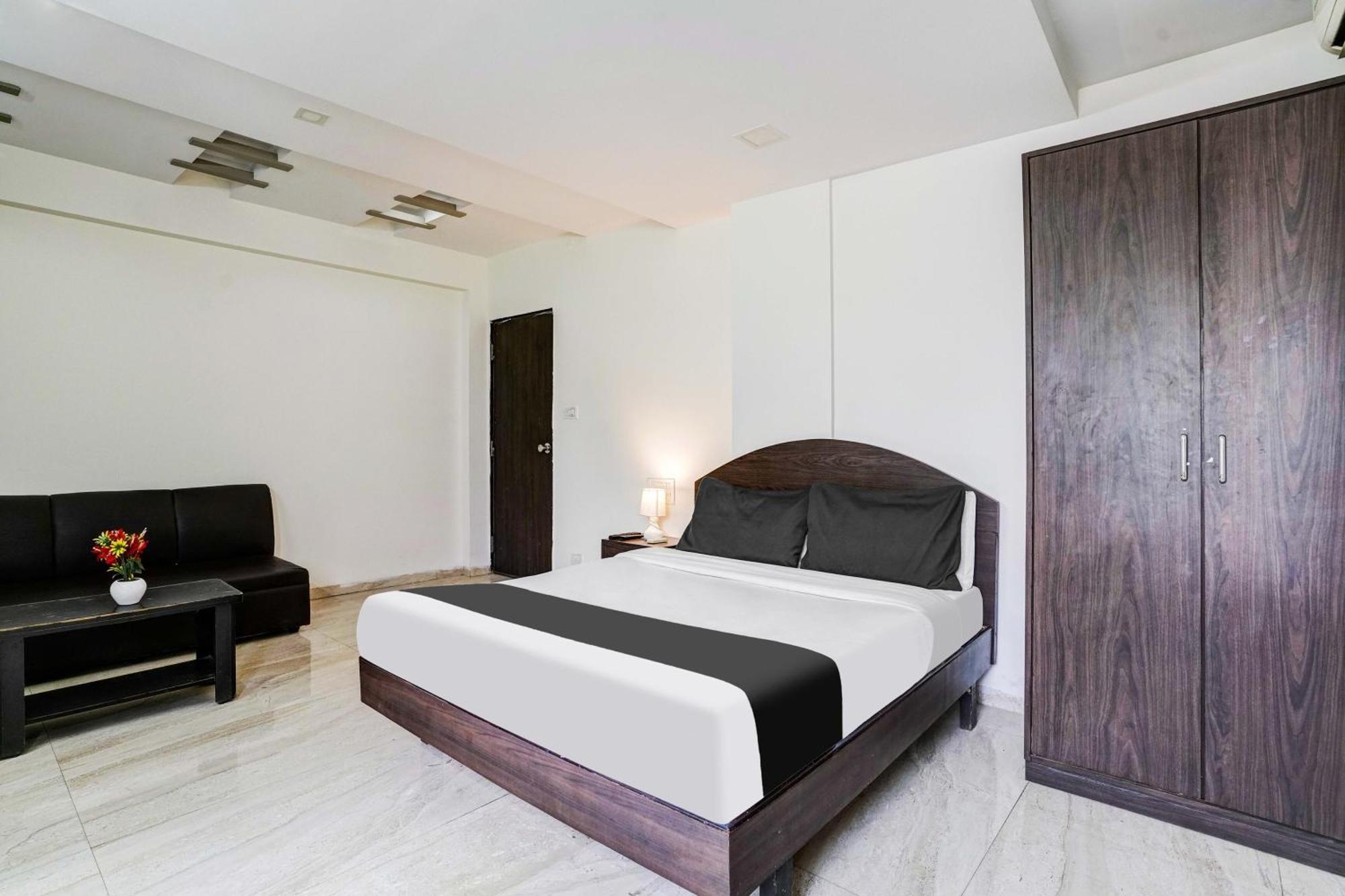Super Hotel O Nashik Near Vijay Mamta Theatre Formerly Sahara Inn Eksteriør billede